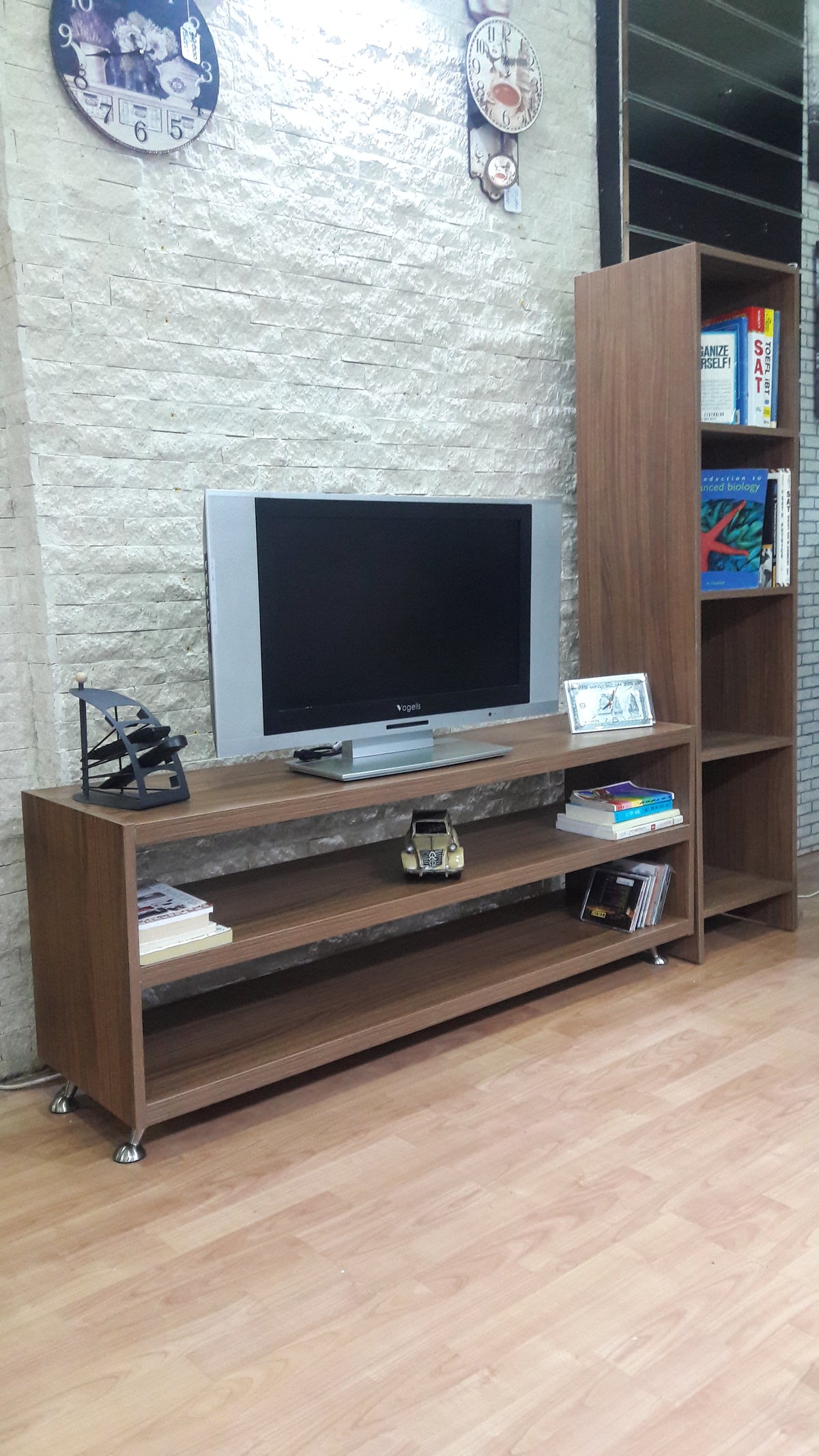 CornerLine L-Shaped TV Unit – Media Console with Tall Storage Shelves | Lebanon