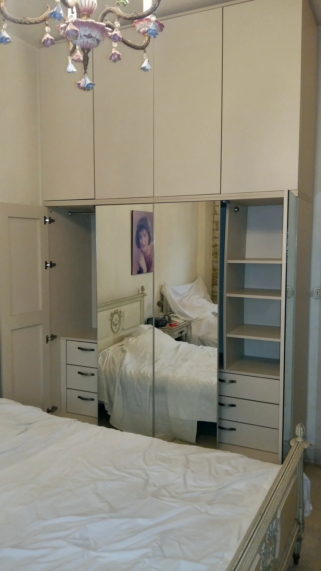 PearlWall Wardrobe – Full Wall Mirror Sliding Doors, Overhead Cabinets & Drawers | Lebanon
